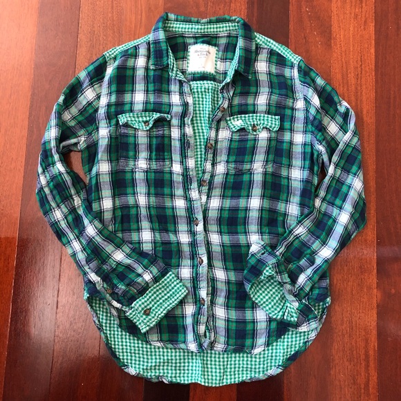 Abercrombie & Fitch Tops - A&F Plaid Cotton Button Down Shirt - S